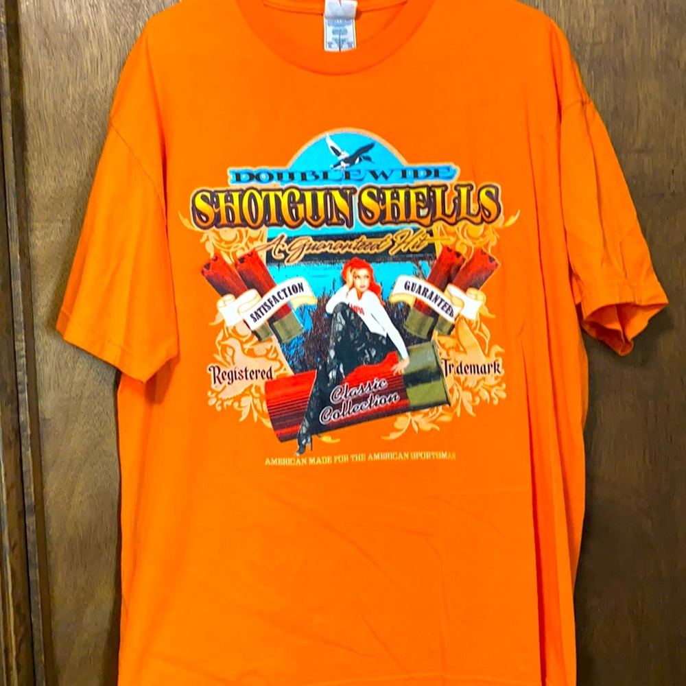 XL men’s tee